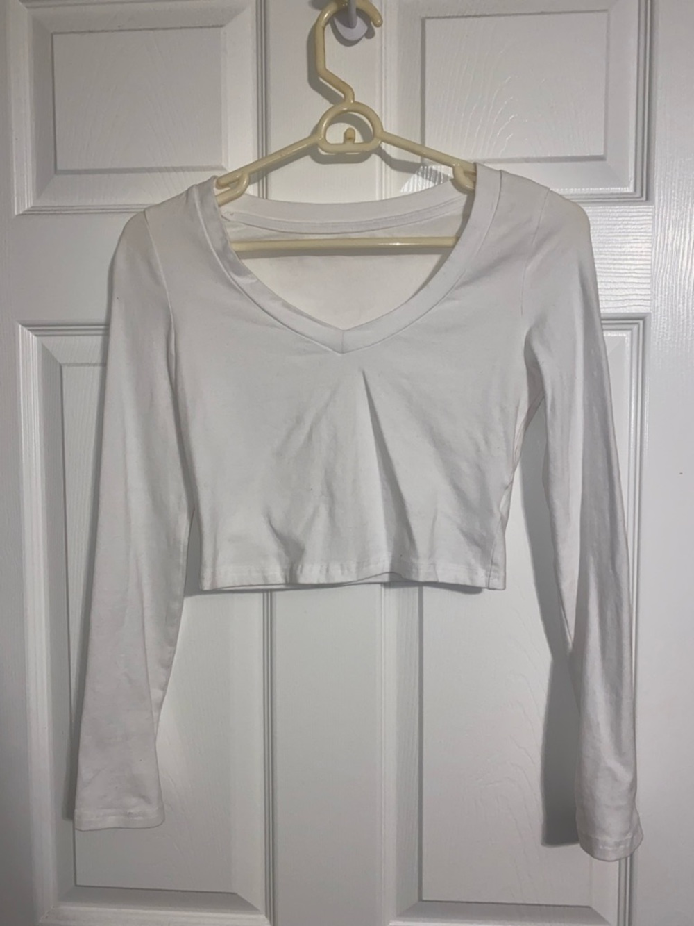V-Neck Long Sleeve Crop Top